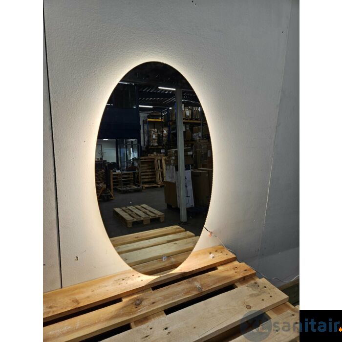 Spiegel 60 x 100 cm verticaal Oval met verlichting (schade)